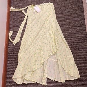 Brand new with tags Faithfully The Brand tie skirt. Super flowy & light.